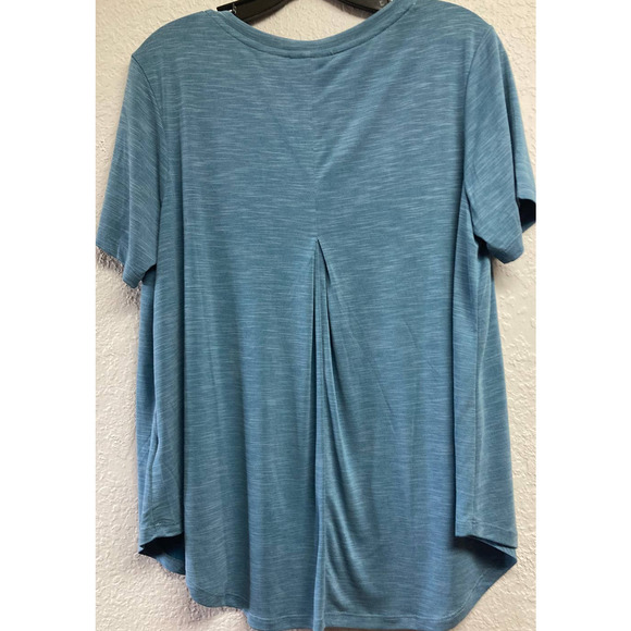 Mod Ref Womens Size Large Short Sleeve V-Neck Shirt W/ Back Pleat Baby Blue - Picture 3 of 3